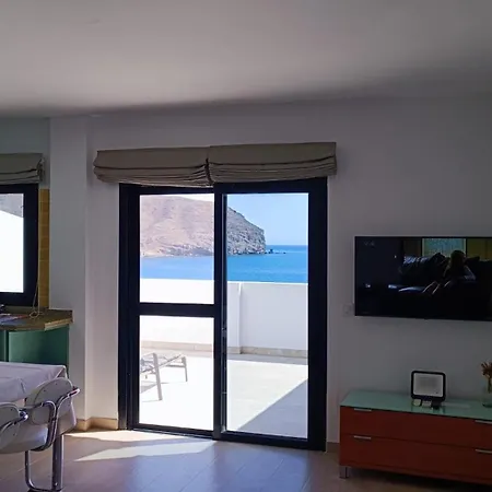 ático En Primera Linea De Playa *