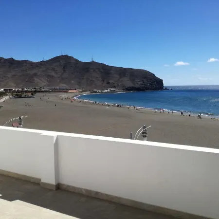 Atico En Primera Linea De Playa Апартаменты