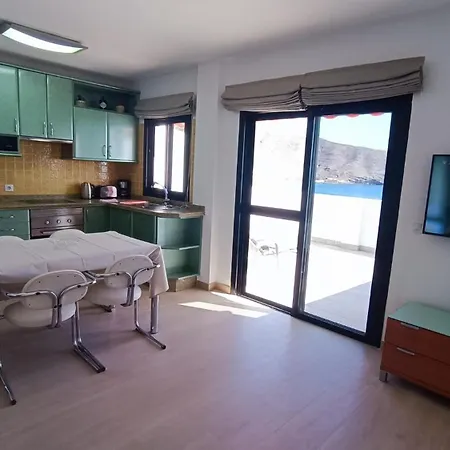 Atico En Primera Linea De Playa * Gran Tarajal