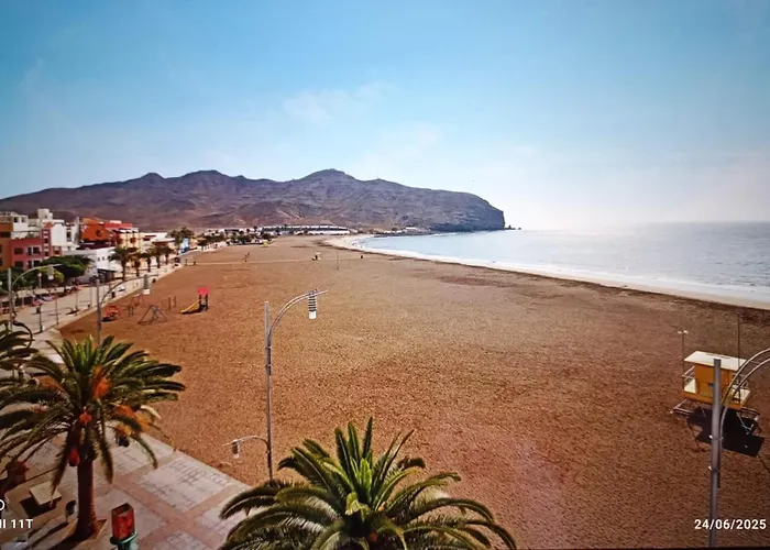 شقة Atico En Primera Linea De Playa *