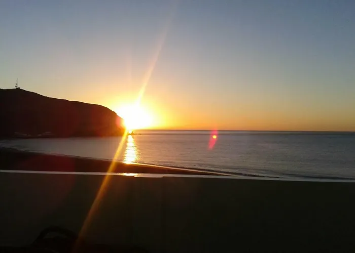 شقة Atico En Primera Linea De Playa